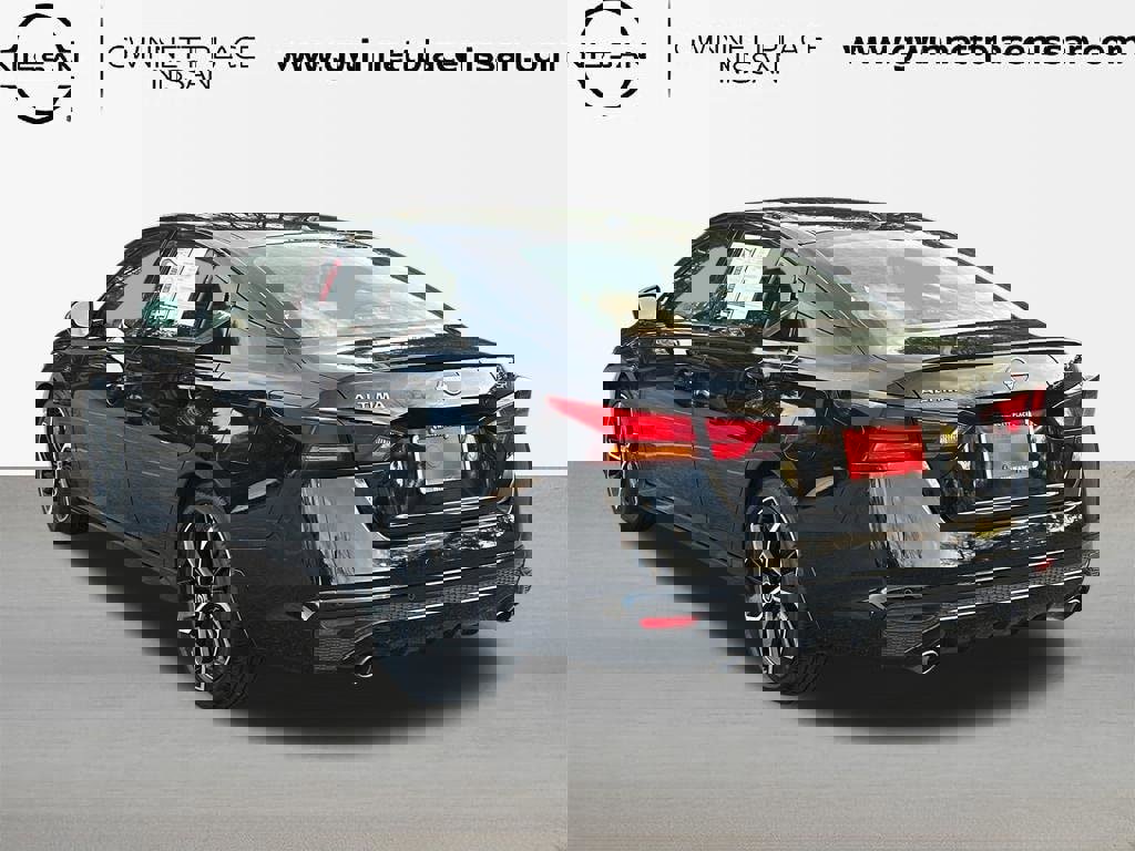 Used 2024 Nissan Altima 2.5 SR w/ SR Premium Package image 7