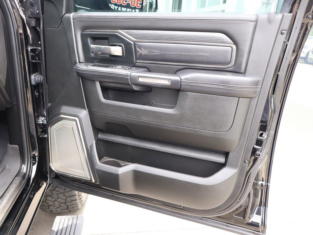 Used 2020 RAM 3500 Limited AWD/4WD image 37