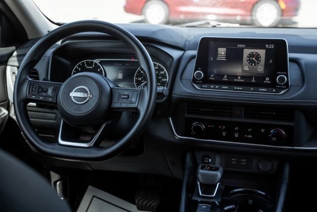 Used 2024 Nissan Rogue S AWD/4WD image 14