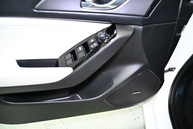 Used 2018 MAZDA MAZDA3 Grand Touring w/ Premium Equipment Package image 26