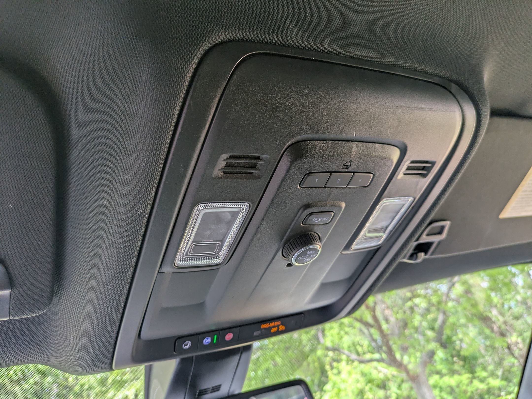 Used 2021 Chevrolet Tahoe LT AWD/4WD image 24