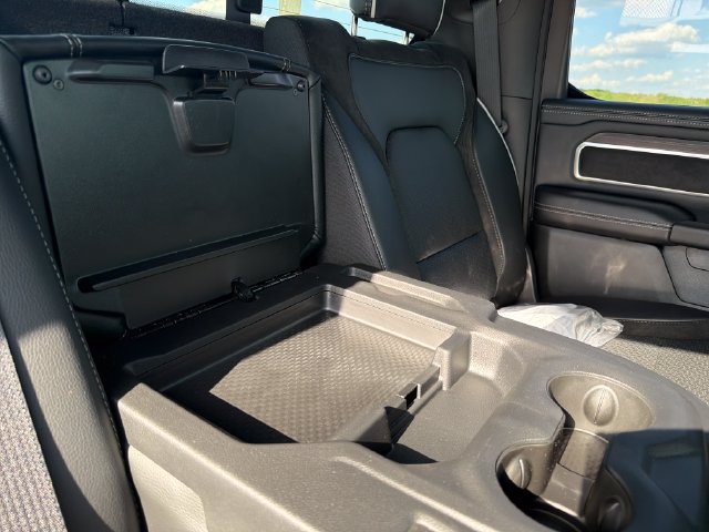 New 2026 RAM 1500 Laramie AWD/4WD image 43