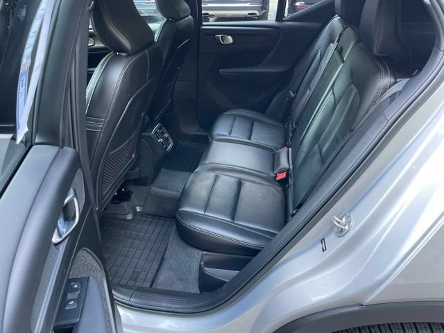 Certified 2023 Volvo XC40 B5 Plus w/ Protection Package Premier AWD/4WD image 12