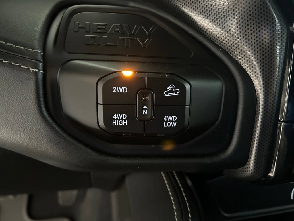 Used 2025 RAM 2500 Limited AWD/4WD image 55