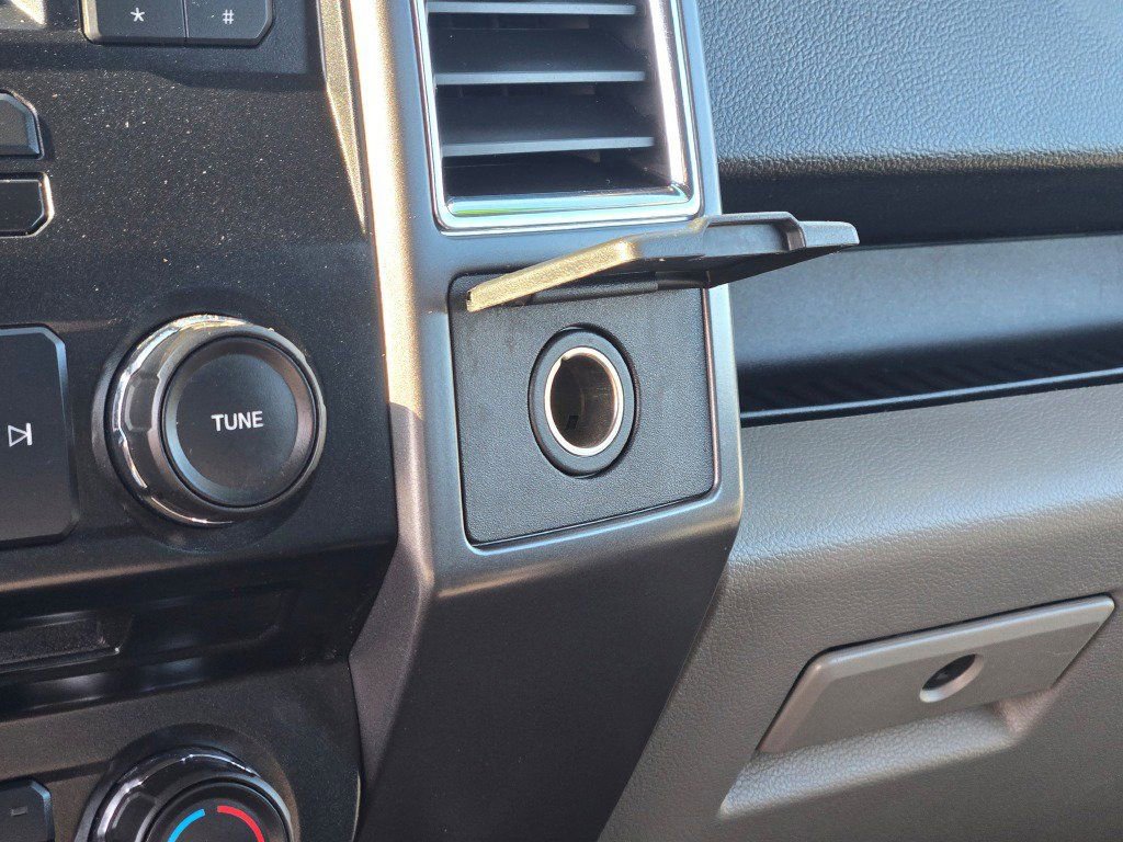 Used 2016 Ford F150 XLT image 27