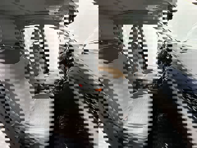 Certified 2023 Volkswagen Taos SE w/ Panoramic Sunroof Package image 22