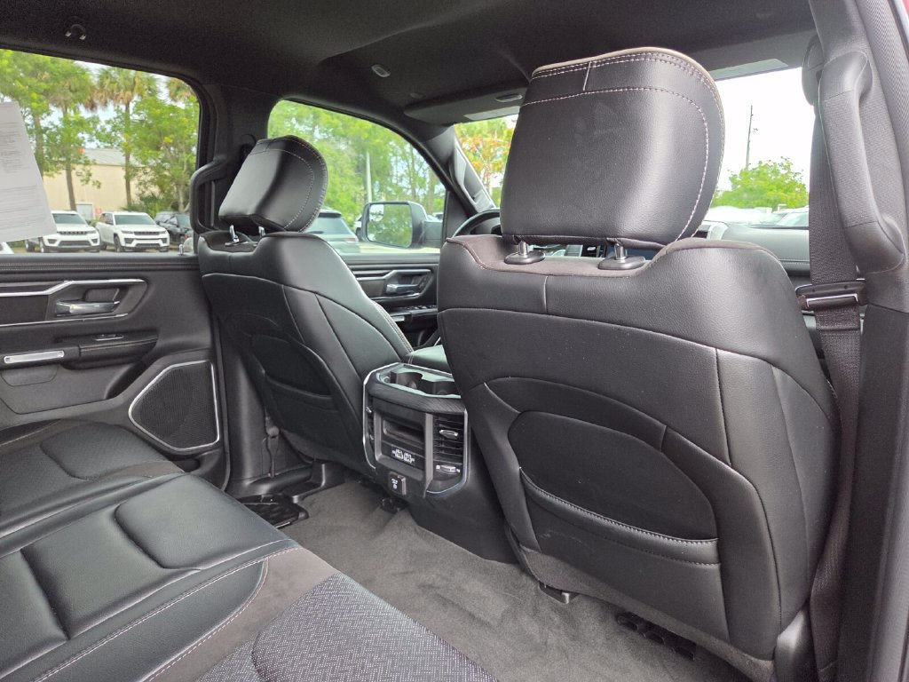 Used 2023 RAM 1500 Laramie AWD/4WD image 17
