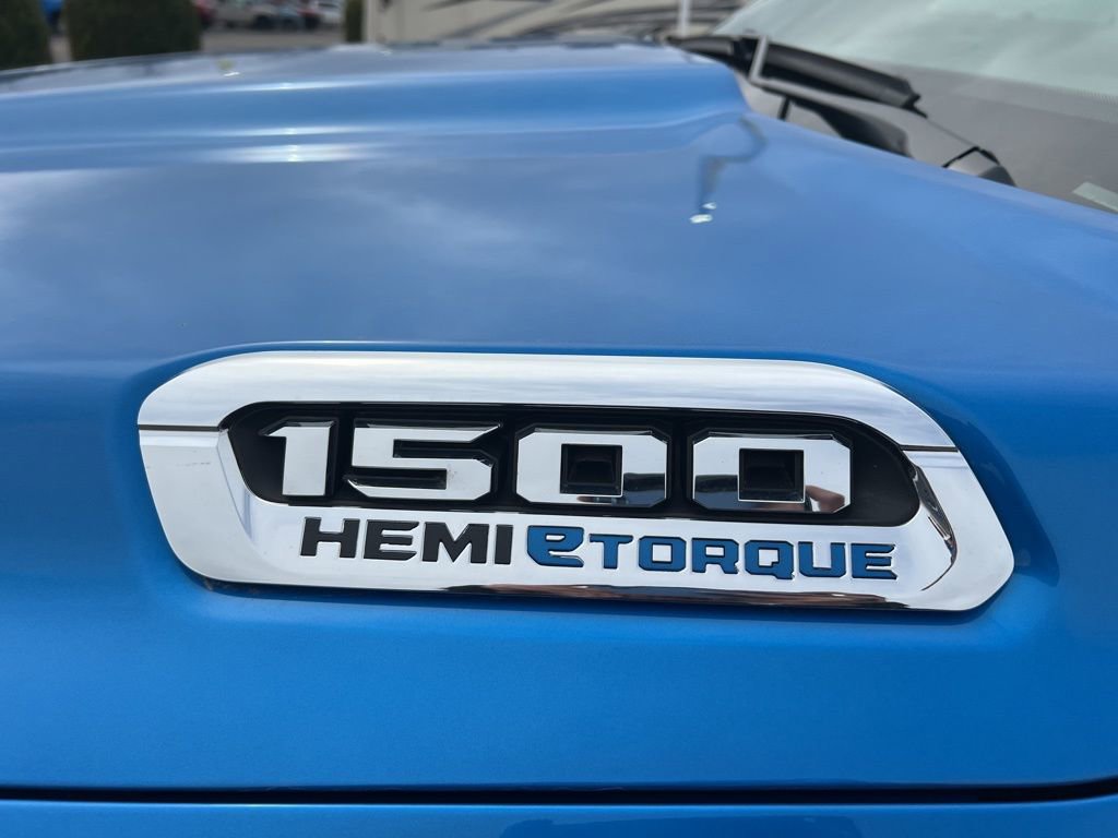 Used 2024 RAM 1500 Laramie image 8