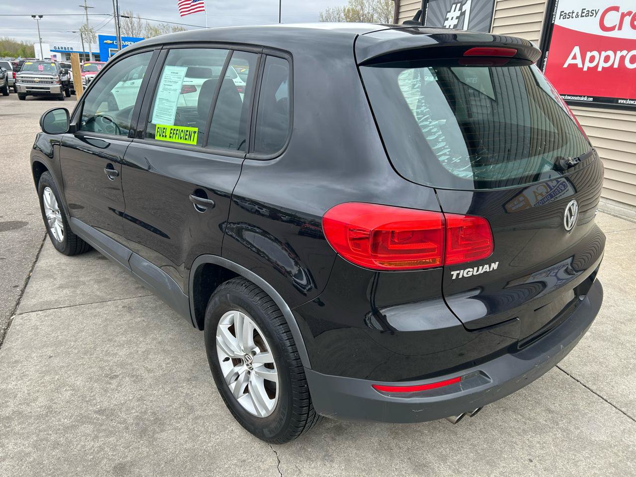 Used 2012 Volkswagen Tiguan S FWD image 7