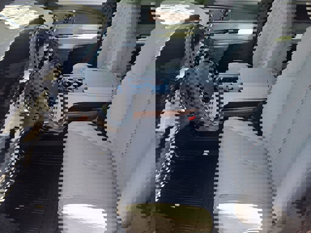 New 2026 Cadillac Vistiq Sport w/ LPO, Floor Liner Package image 14