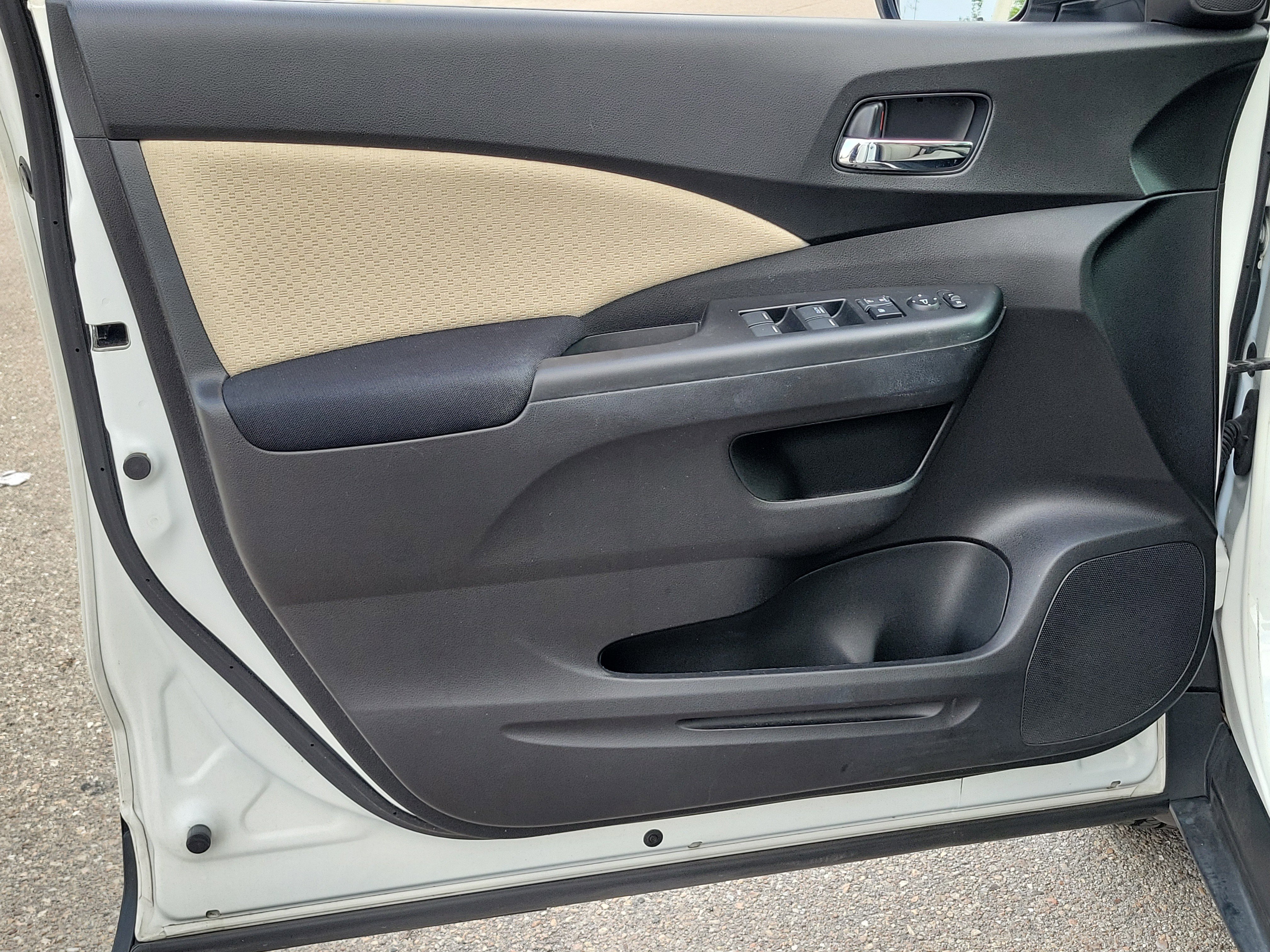 Used 2015 Honda CR-V EX image 24