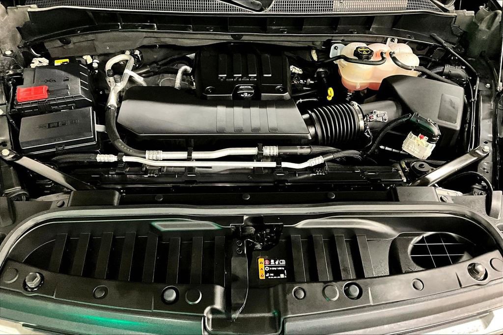 Used 2024 Chevrolet Silverado 1500 LT image 30