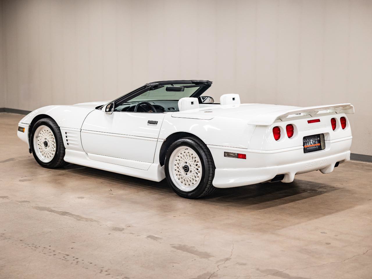 Used 1992 Chevrolet Corvette Convertible RWD image 31