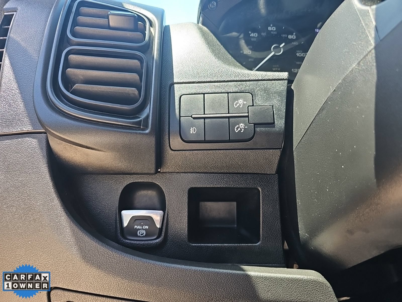Used 2025 RAM ProMaster 2500 w/ Convenience Group FWD image 8