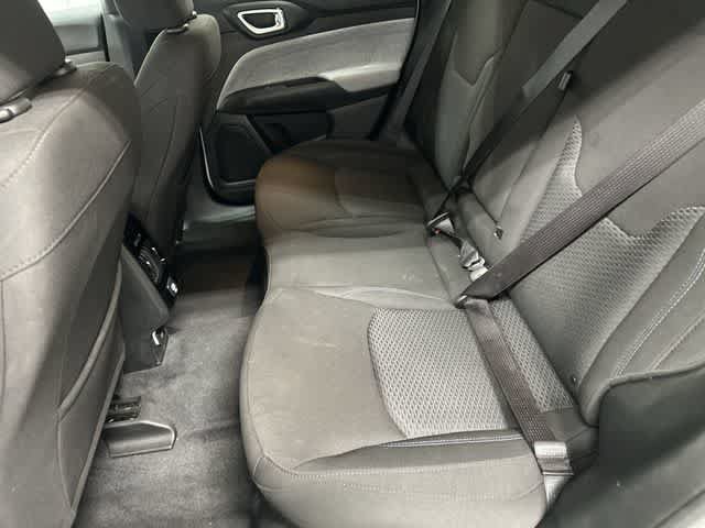 Used 2023 Jeep Compass Sport AWD/4WD image 11