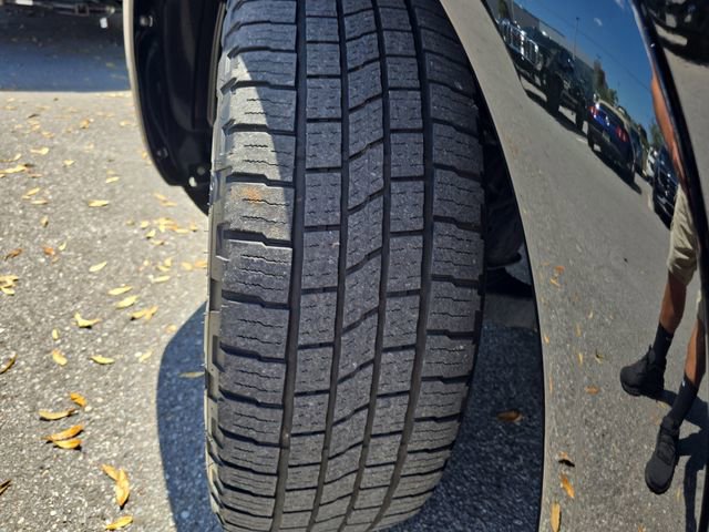 Used 2021 Nissan Armada Platinum w/ Captain's Chairs Package image 34