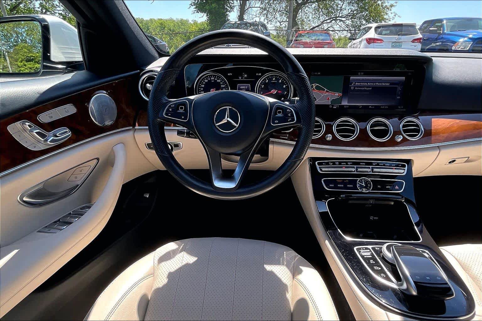 Used 2018 Mercedes-Benz E 300 4MATIC image 5