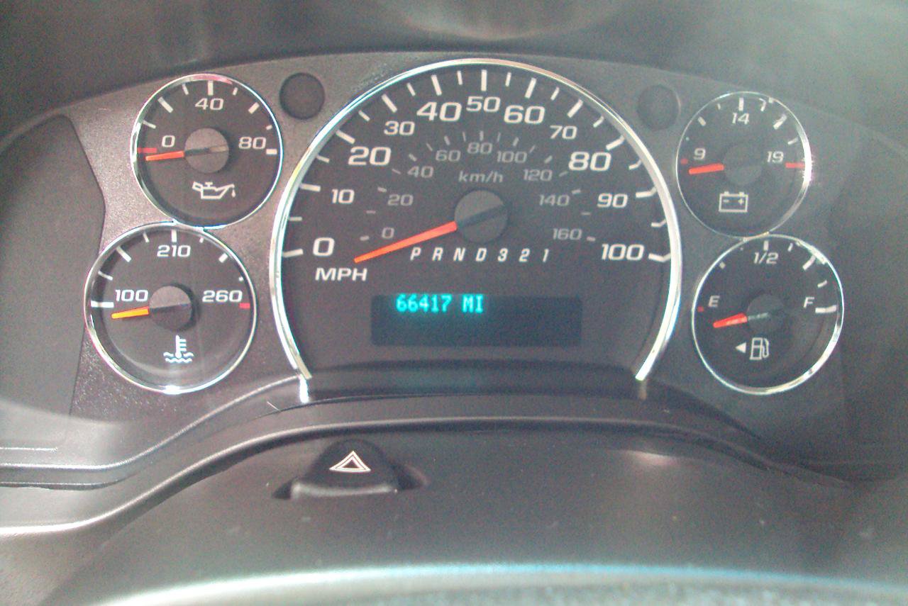 Used 2013 Chevrolet Express 1500 LT w/ LT Preferred Equipment Group AWD/4WD image 19