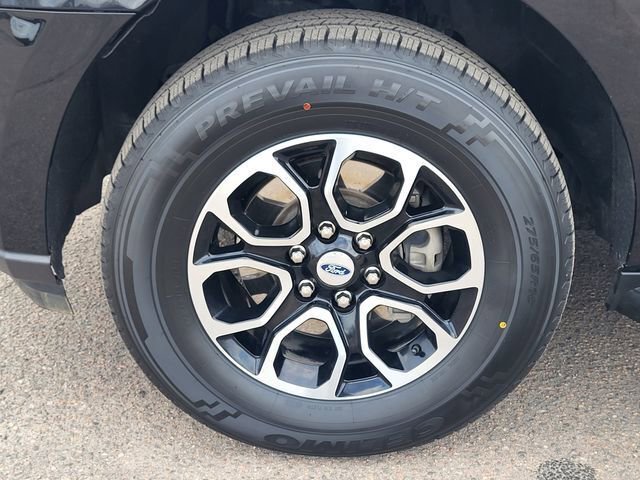 Used 2024 Ford Expedition Max XLT image 10