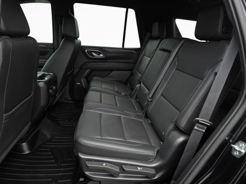 Used 2022 Chevrolet Tahoe Z71 w/ Z71 Off-Road Package AWD/4WD image 19