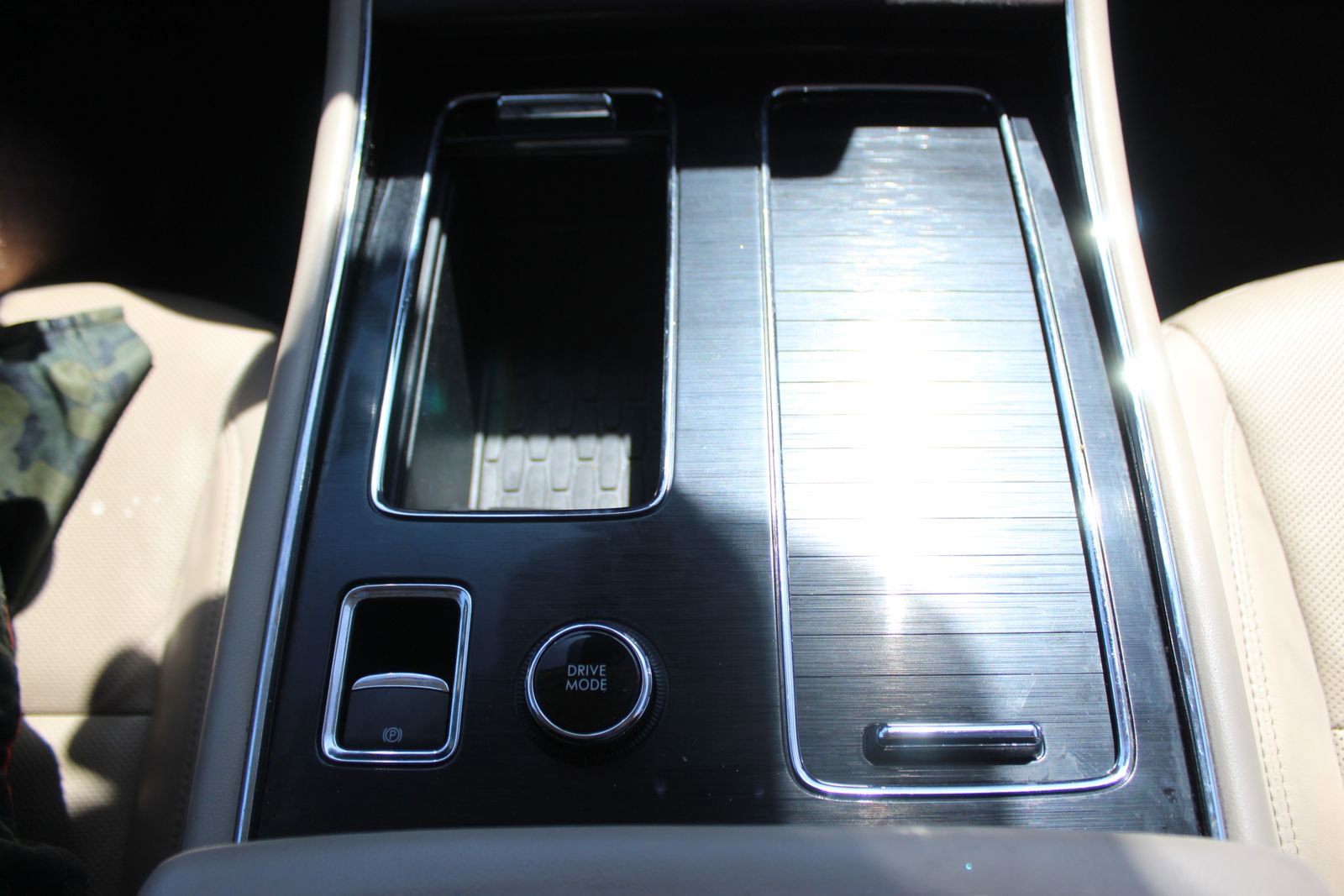 Used 2023 Lincoln Aviator Reserve w/ Equipment Group 201A AWD/4WD image 35