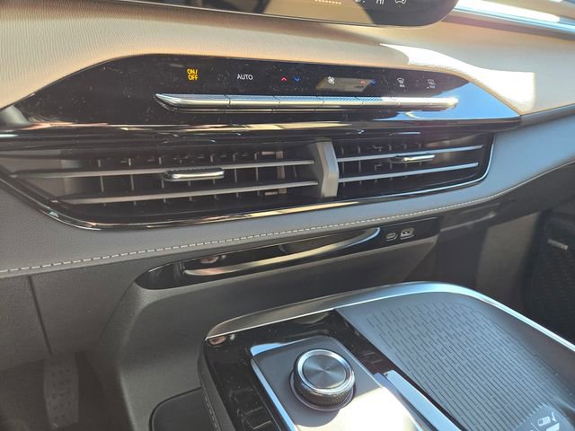 New 2026 Buick Enclave Preferred w/ Power Package image 18