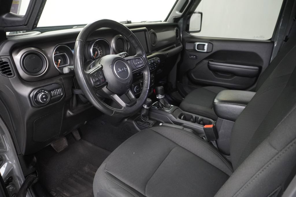 Used 2021 Jeep Gladiator Sport image 21