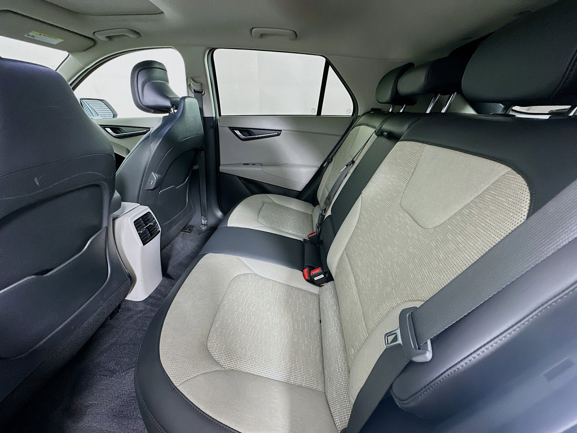Used 2023 Kia Niro Wave w/ Wave Preserve Package FWD image 28