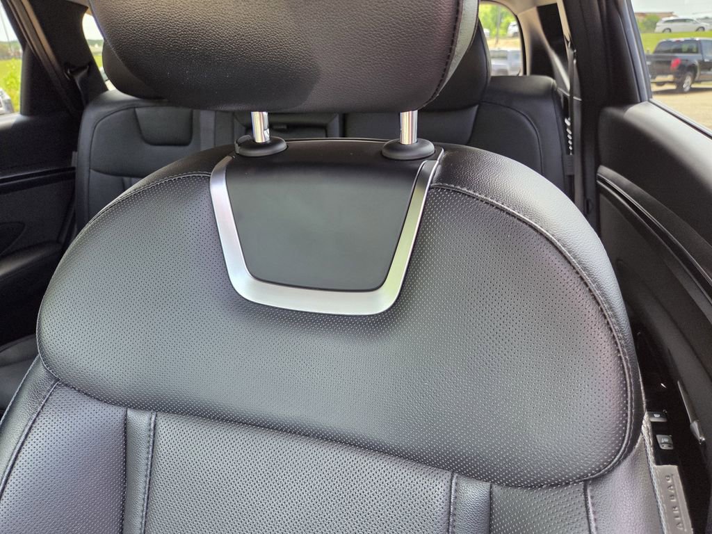 Certified 2024 Hyundai Tucson Limited AWD/4WD image 18