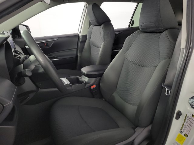 Used 2024 Toyota RAV4 LE FWD image 14