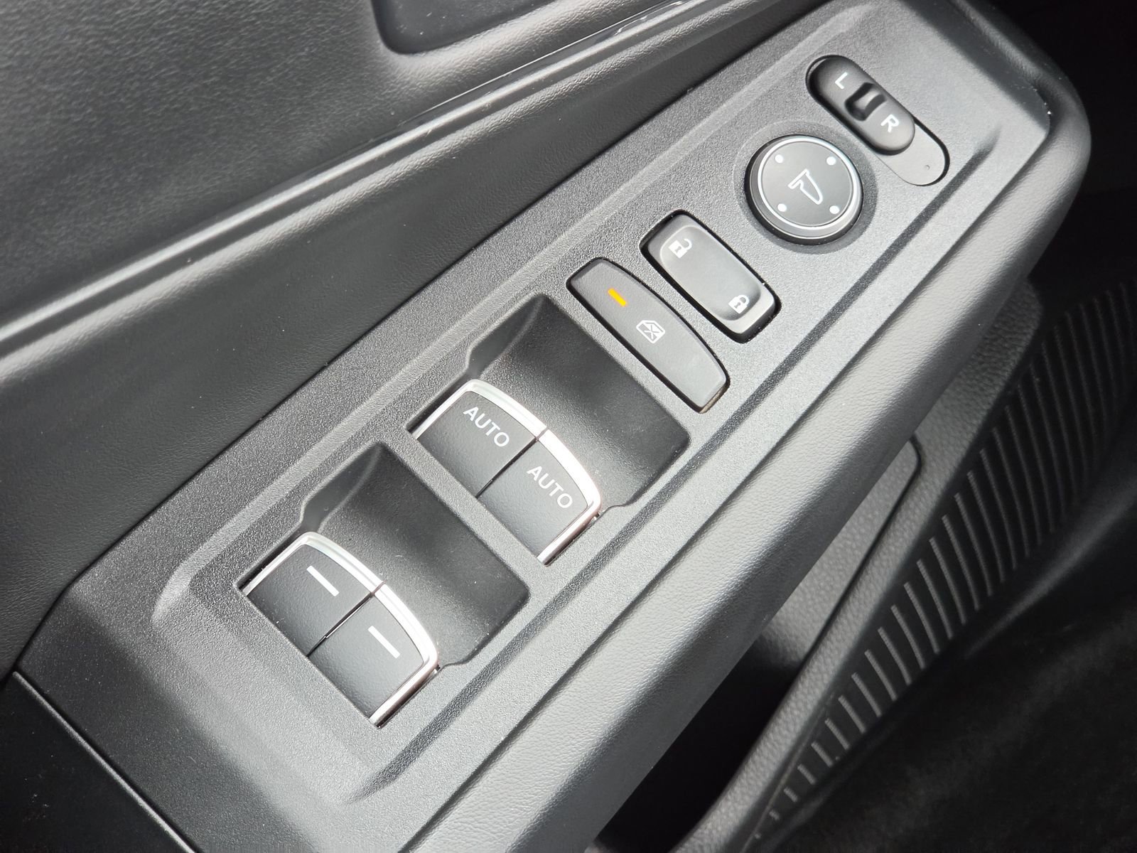 Used 2023 Honda Accord EX-L image 15