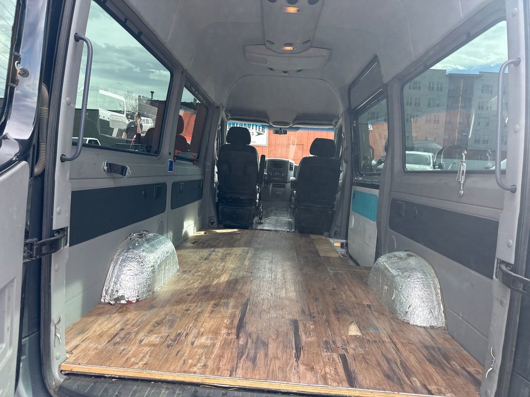 Used 2016 Mercedes-Benz Sprinter 2500 image 12