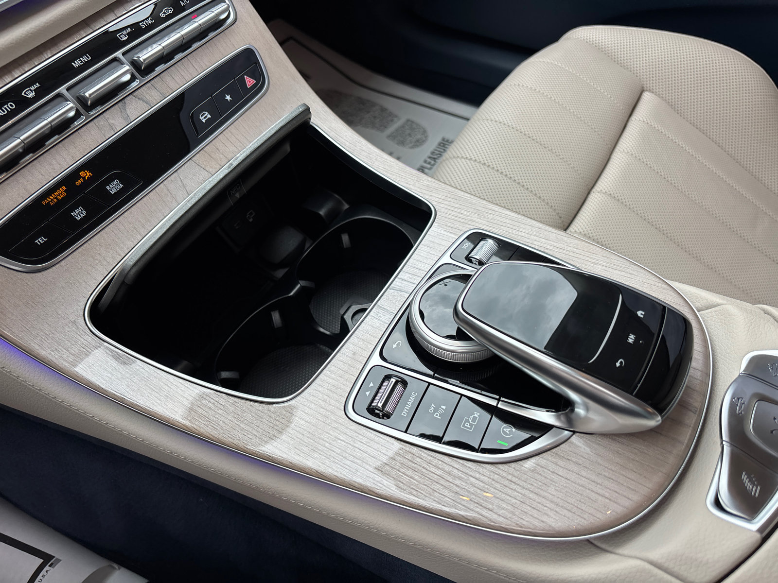 Used 2023 Mercedes-Benz E 450 4MATIC Cabriolet image 23