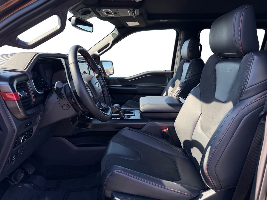 Used 2025 Ford F150 Raptor image 10