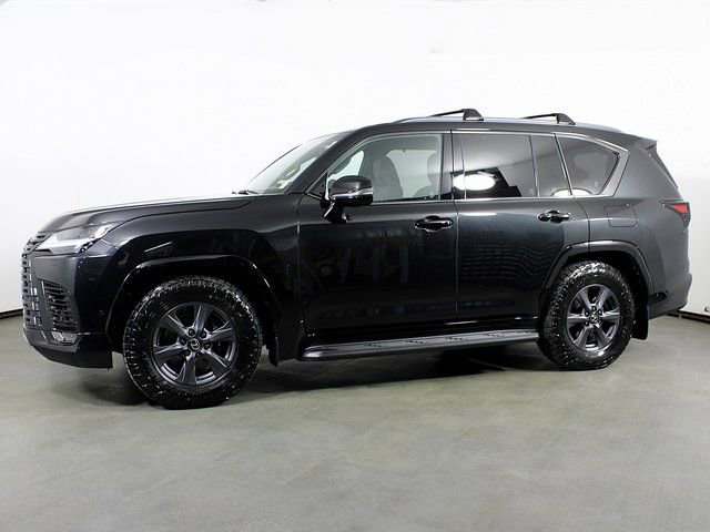 Used 2025 Lexus LX 700h Overtrail w/ Accessory Package (Z1) image 3