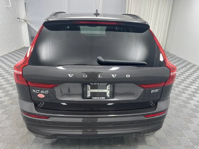 Used 2023 Volvo XC60 B5 Core w/ Climate Package AWD/4WD image 7