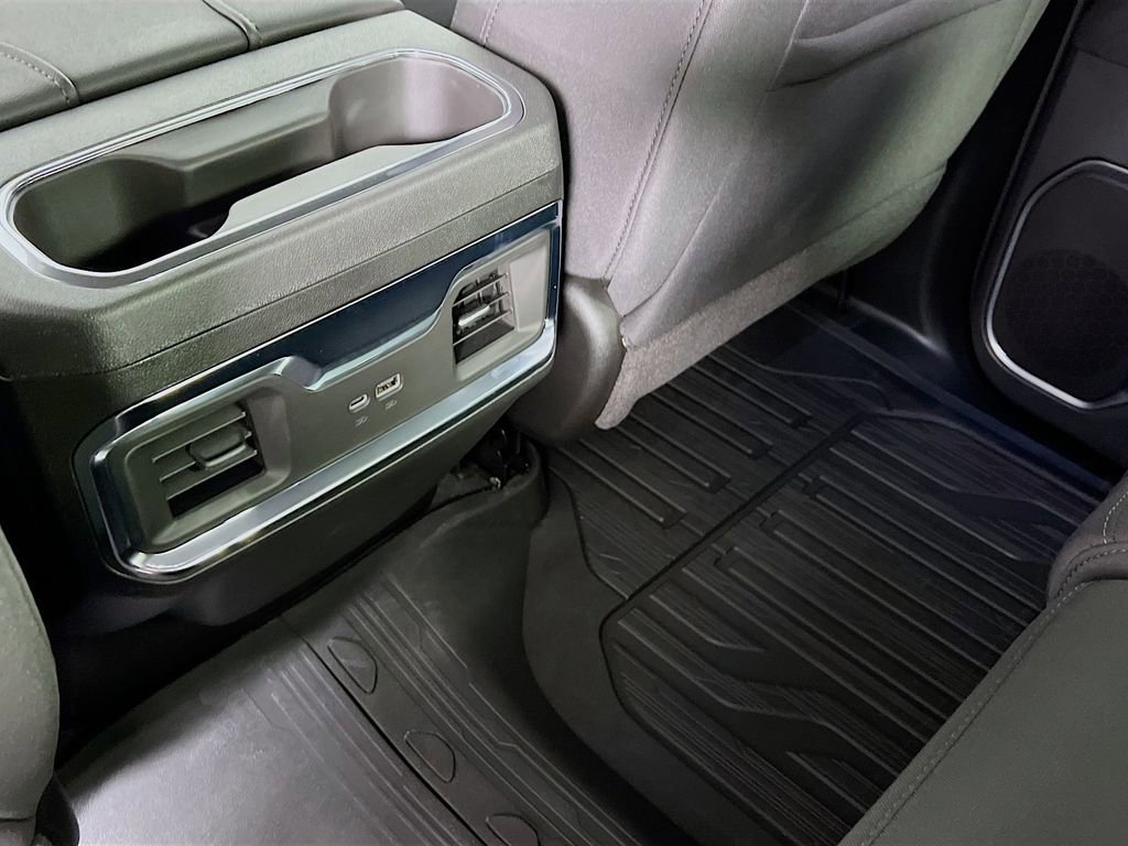 New 2026 GMC Sierra 1500 Elevation image 23