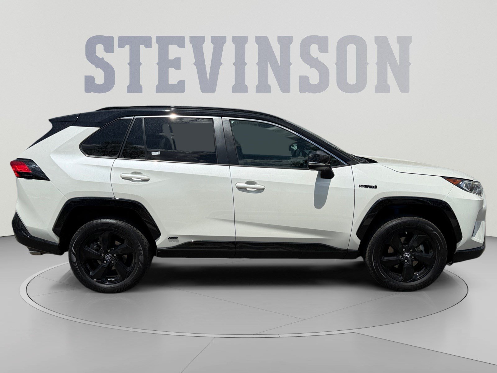 Used 2019 Toyota RAV4 XSE AWD/4WD image 6