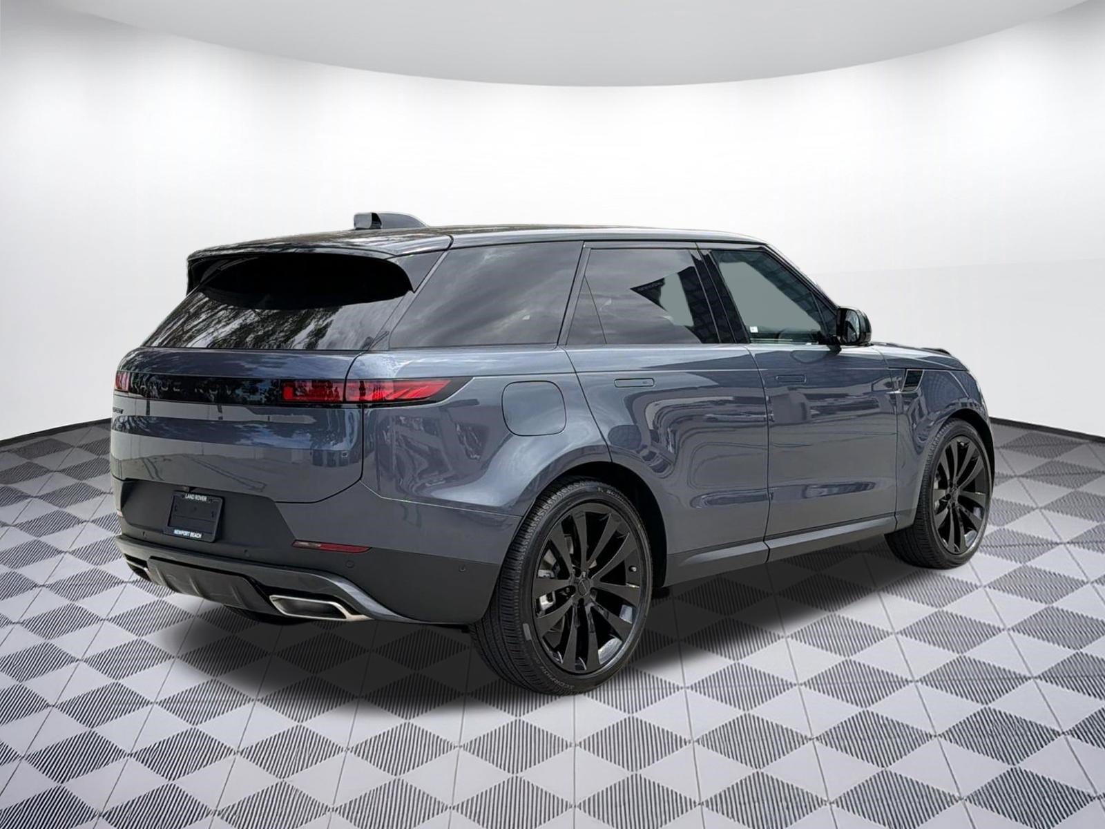 New 2026 Land Rover Range Rover Sport SE AWD/4WD image 9