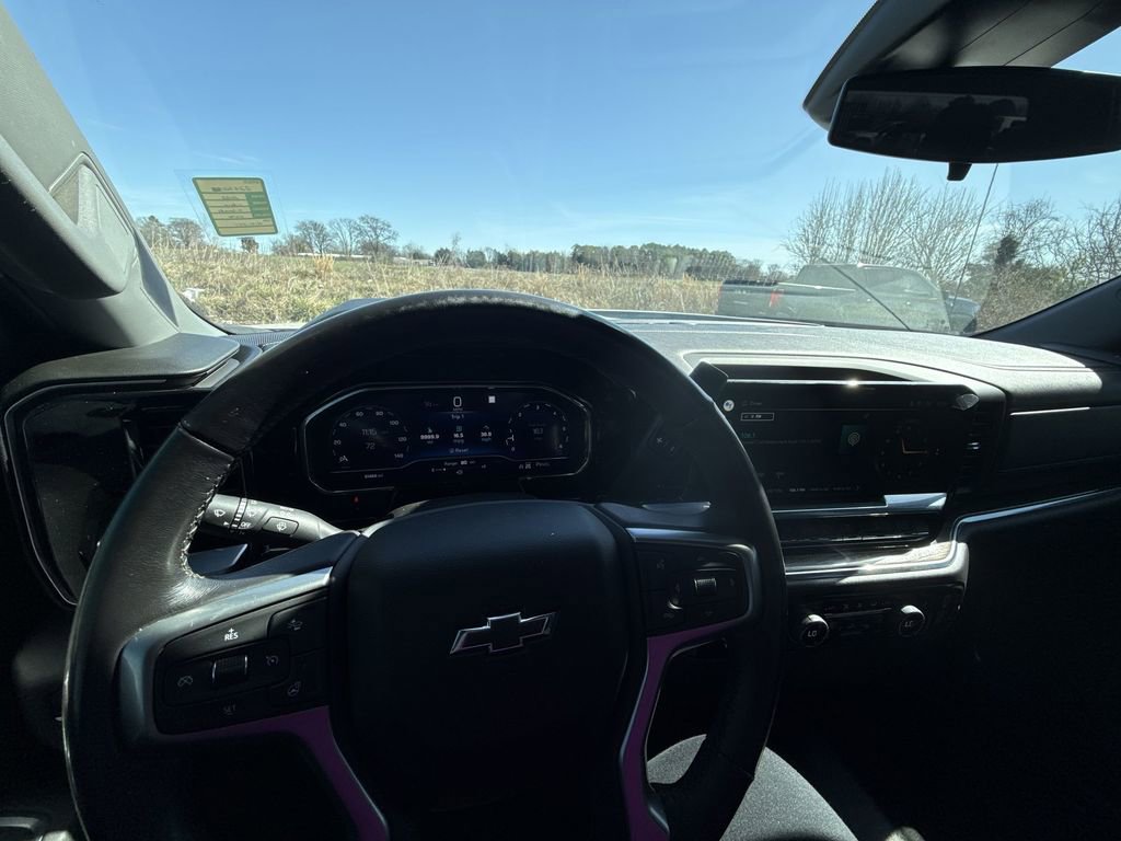 Certified 2022 Chevrolet Silverado 1500 RST image 16