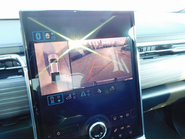 Used 2025 GMC Sierra EV Denali image 38