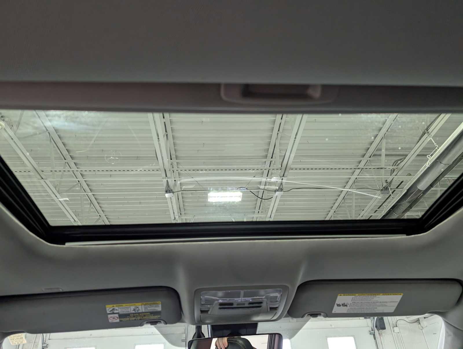 Used 2019 Toyota Highlander Limited image 17