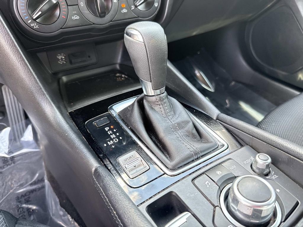 Used 2017 MAZDA MAZDA3 Sport FWD image 31