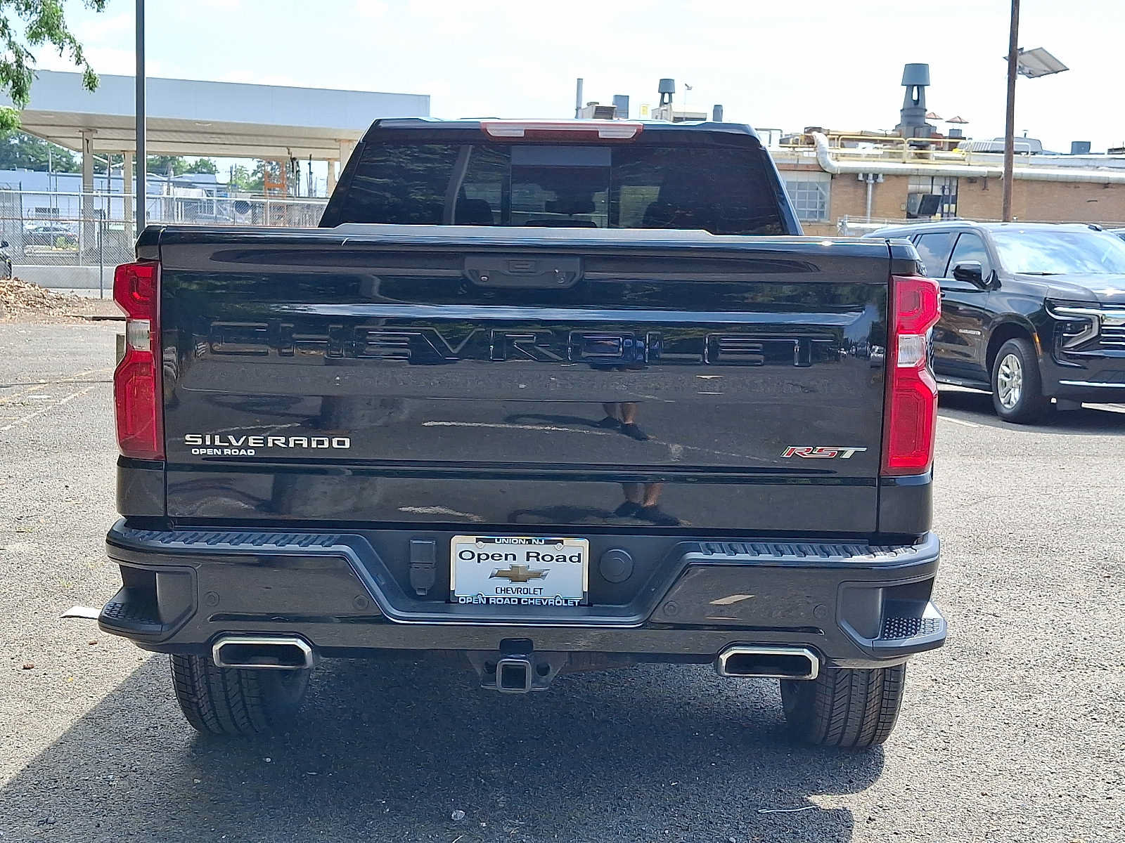 Used 2023 Chevrolet Silverado 1500 RST AWD/4WD image 6