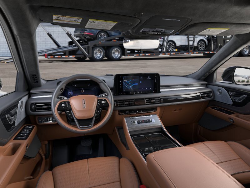New 2026 Lincoln Aviator Black Label w/ Black Label Special Edition AWD/4WD image 9