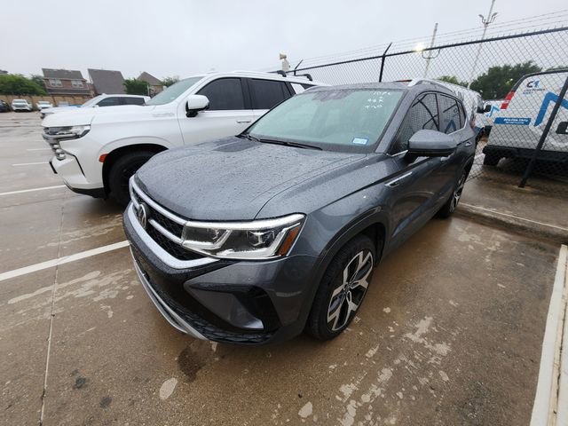 Used 2022 Volkswagen Taos SEL AWD/4WD image 3