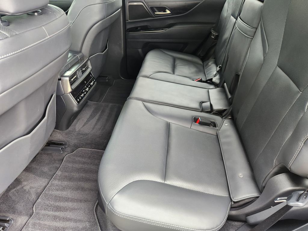 Used 2023 Lexus LX 600 4WD w/ Interior Upgrade Package image 32