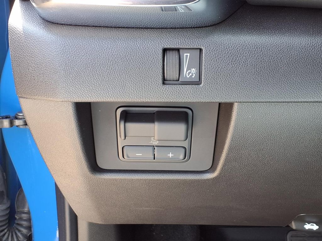 New 2026 GMC Canyon Elevation w/ Convenience Package RWD image 16