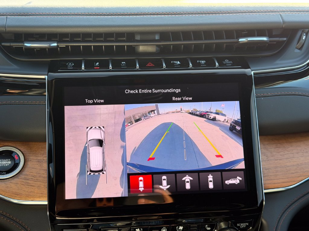 New 2025 Jeep Grand Cherokee Summit AWD/4WD image 17