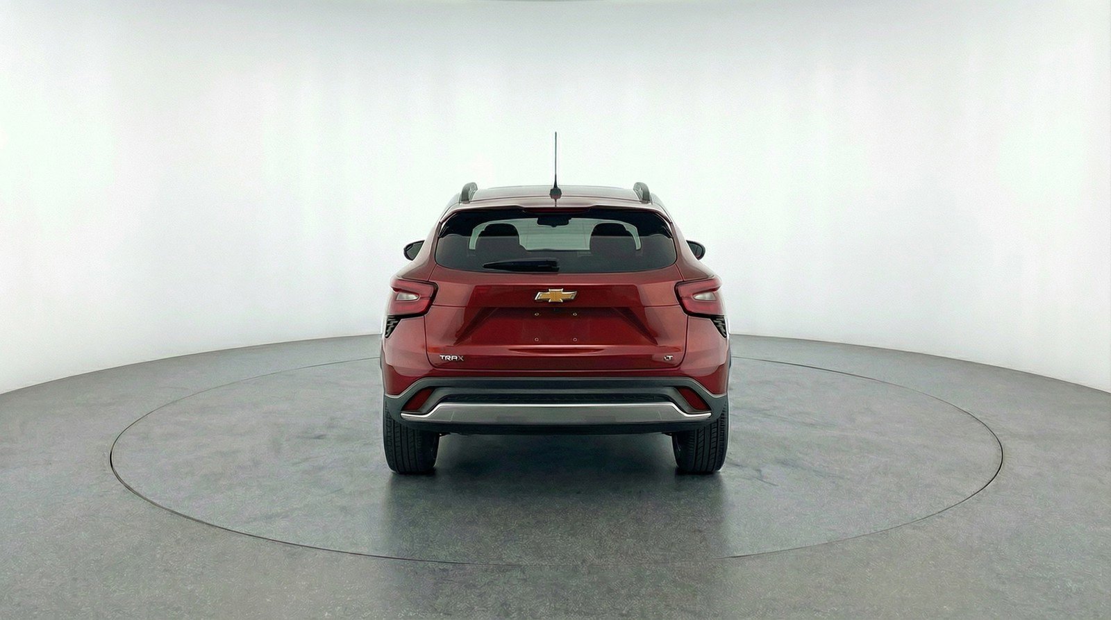 Used 2025 Chevrolet Trax LT image 7